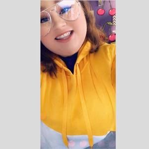 Meet your Posher, Alexis